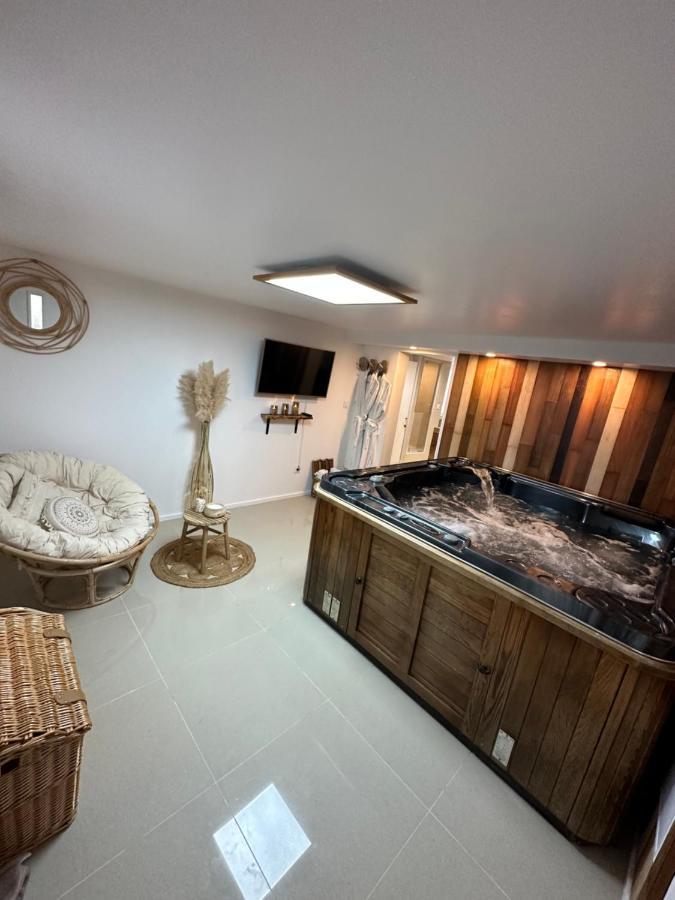 Appartement Jacuzzi Prive Avignon Kültér fotó